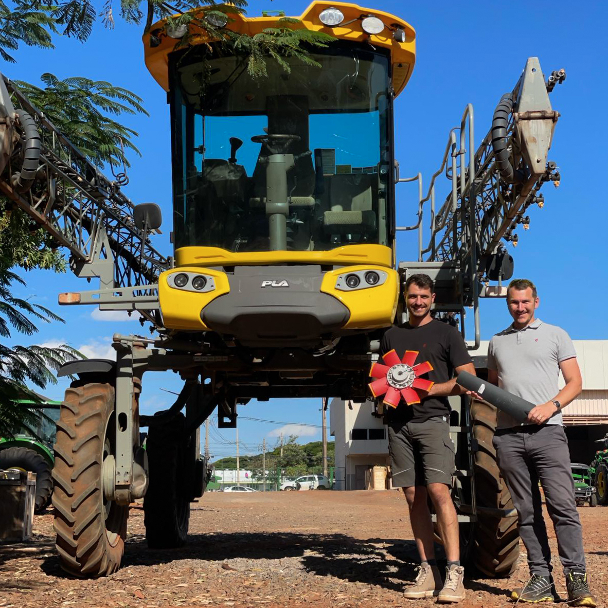 Cleanfix Latin America: Technical visit from the factory in Germany. Soon there will be new Cleanfix retrofit options for Latin American machines. Speed up your work with Cleanfix! 
cleanfix.lat