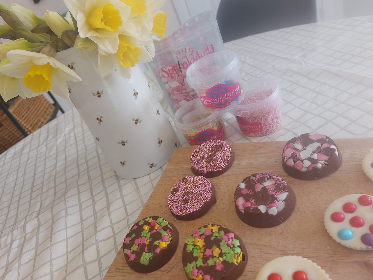 ScrumptiousSprinkles tweet media