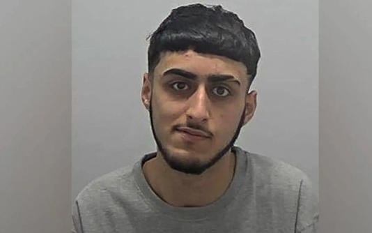 Teenage drug dealer bought 65 knives online before murdering man msn.com/en-gb/news/wor… Diversity is our Strength as Luton Drug Dealer Rayis Nibeel 17 is Jailed for 20 years for Stabbing to death Omar Khan 38 over Drugs. He had 65 Knife to chose from to use on Khan 🕌🕌