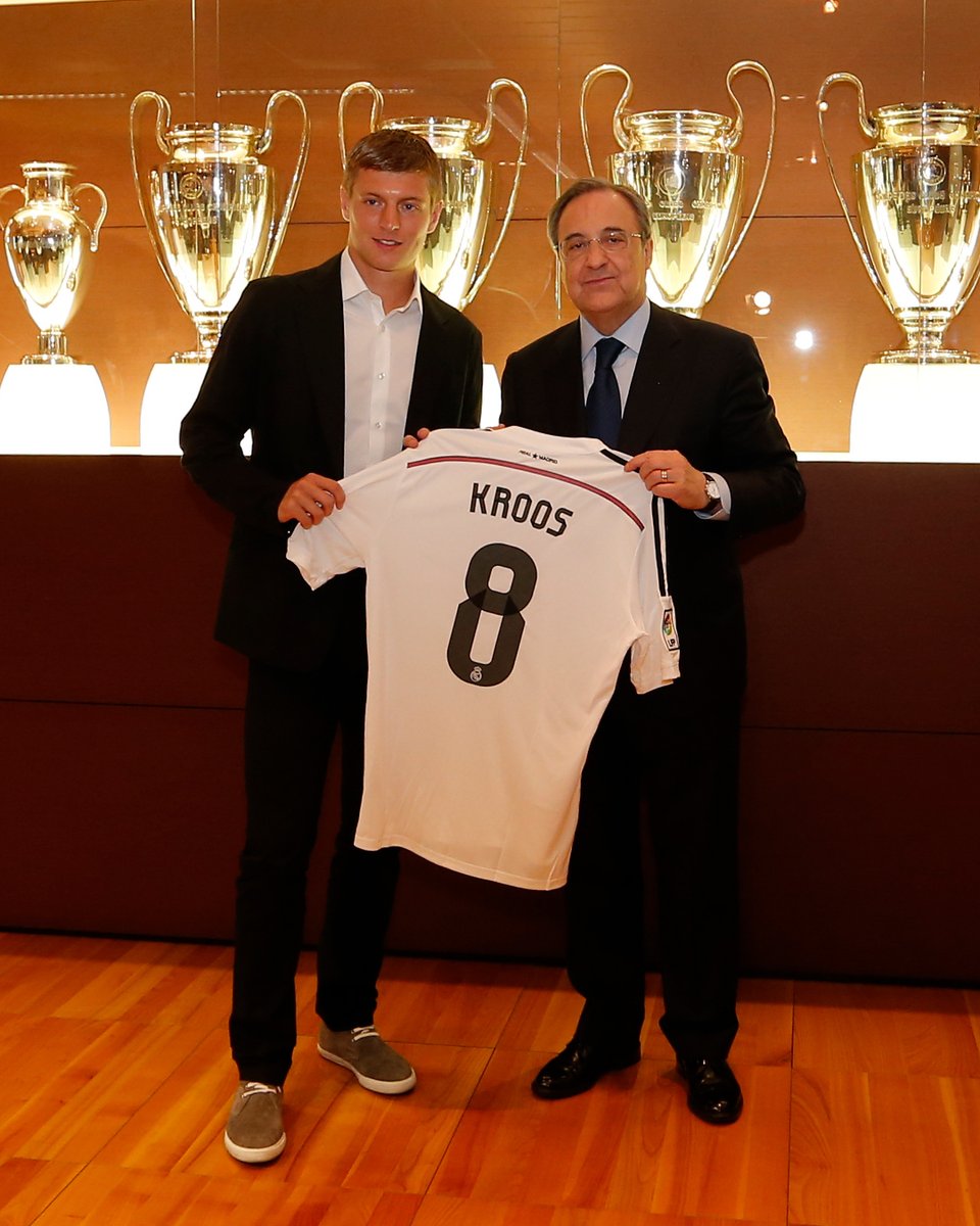 realmadrid's tweet photo. 2️⃣0️⃣1️⃣4️⃣ ↔️ 2️⃣0️⃣2️⃣4️⃣
#GraciasKroos https://t.co/CGJR4tMjJo