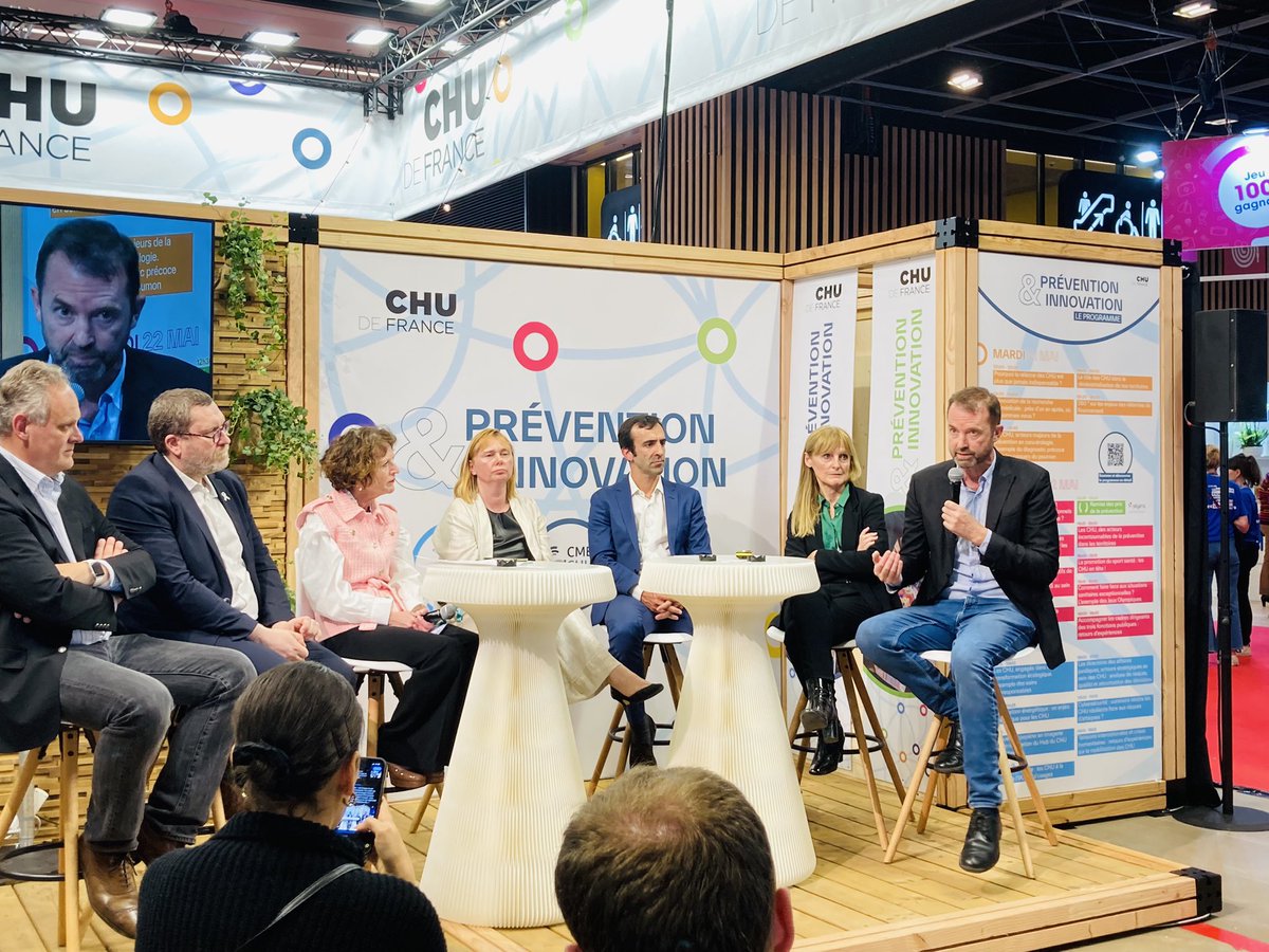 CHU de Bordeaux (@chubordeaux) on Twitter photo En direct de #SANTEXPO table ronde consacrée au rôle des CHU dans la prévention des cancers. Avec l’expérience du Pr François Alla, chef du service soutien méthodo. et innovation en prévention au <a href="/CHUBordeaux/">CHU de Bordeaux</a> qui présente son expertise dans le sevrage tabagique. En direct de #SANTEXPO table ronde consacrée au rôle des CHU dans la prévention des cancers. Avec l’expérience du Pr François Alla, chef du service soutien méthodo. et innovation en prévention au <a href="/CHUBordeaux/">CHU de Bordeaux</a> qui présente son expertise dans le sevrage tabagique.