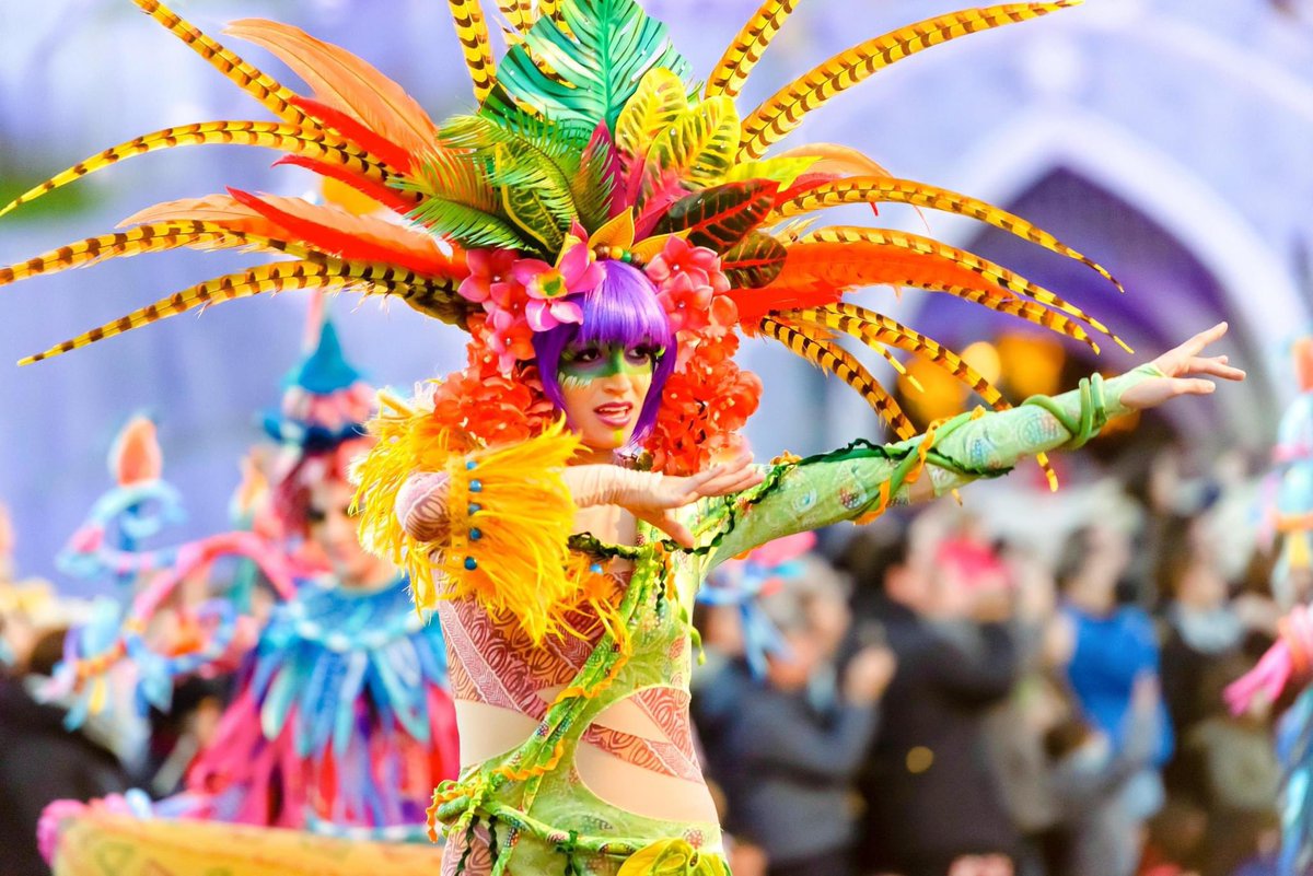Have you ever dreamed of performing in the shows and events at <a href="/DisneylandParis/">Disneyland Paris</a>?

Their Talent Casting team is looking for new performers!

2024 Audition Dates:

✨Edinburgh - 21st June
✨Leeds - 23rd June
✨London - 25th &amp; 26th June

Go to DisneyAuditions.com for more info