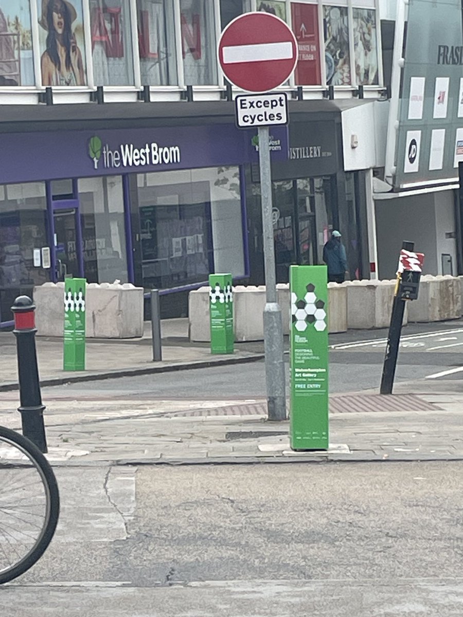 Wackevewbafc's tweet image. allways good to see in dingleland 🤣🤣