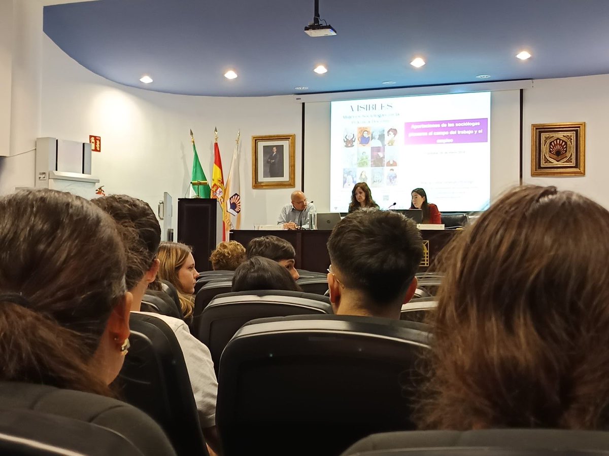 🗣️Acto de Inauguración Exposición “Visibles: Mujeres y sociólogas en la práctica docente”
Intervino prof.ª Mª Luisa Jiménez <a href="/CanalUGR/">Universidad Granada</a> (Dirª proyecto junto a Ana Burgués) y prof. José Ascanio Hernández (UCO)
Moderó prof.ª Paula Espinosa Soriano.
Visitable hasta 31 de mayo <a href="/CDTuco/">Ciencias del Trabajo</a>