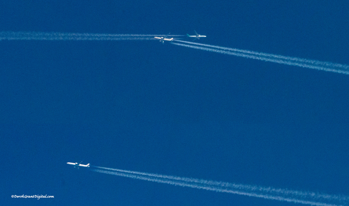 'Collusion Course' - Always some heavy air traffic along the east coast of #Canada.  #Chemtrails #AirShow #ThePhotoHour #StormHour  #ShareYourWeather #AIrTraffic #Contrails