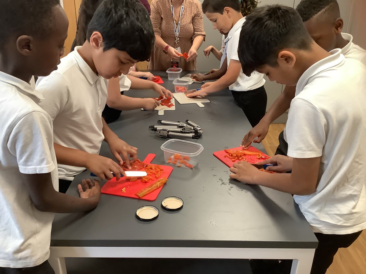 Gaskell Primary School tweet media