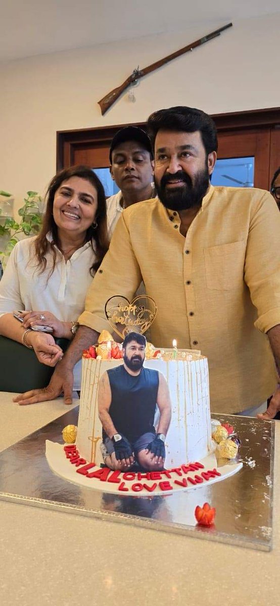 AkmfcwaState's tweet photo. Birthday Celebrations❤️
#HappyBirthdayMohanlal
@Mohanlal
#MOHANLAL ♥️ https://t.co/BFqXXqVDou