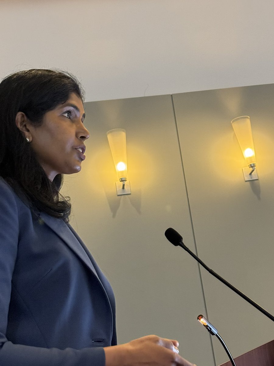SyedAAhmad5's tweet photo. Is there a role for NORMOTHERMIC  intraperitoneal chemotherapy for gastric cancer?  Dr @Senthilsurgonc discussing now. @SSATNews @DDWMeeting @SocSurgOnc https://t.co/s4iIzuazkO