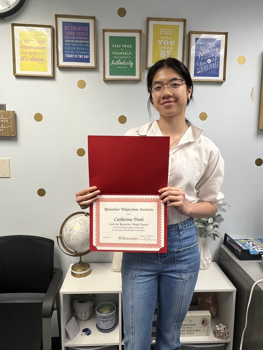 Congratulations to Catherine, recipient of the Rensselaer Medal Program. Rensselaer Medal is awarded to high school juniors who have disguised themselves in mathematics and science and are looking toward careers in STEM fields.  #MineolaProud