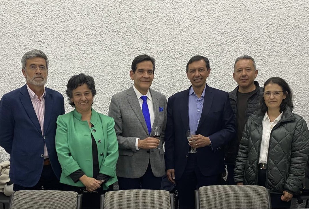Raul Sastre Cifuente (@raulsastrec) on Twitter photo Ayer fue aprobada la primera tesis del doctorado en Oncología de la <a href="/UNALOficial/">Universidad Nacional de Colombia</a> felicitaciones al investigador Raúl Murillo por su excelente trabajo Ayer fue aprobada la primera tesis del doctorado en Oncología de la <a href="/UNALOficial/">Universidad Nacional de Colombia</a> felicitaciones al investigador Raúl Murillo por su excelente trabajo