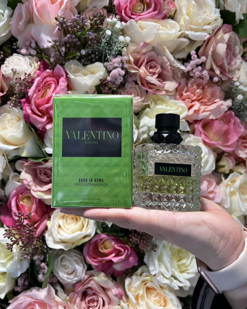 Lion Walk tweet media