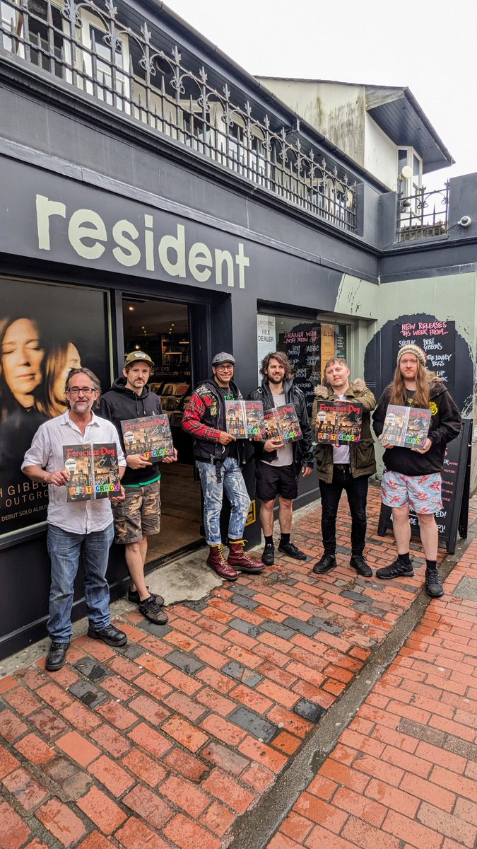 resident tweet media