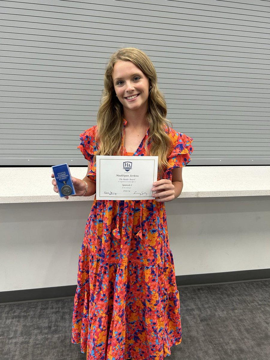 Madilynn Jerkins (@madilynnjerkins) on Twitter photo Super blessed to have received the Raider award during awards day yesterday!! Ending the school year with A's and B's. So blessed to have such amazing teachers pushing me to be my best in and out of the classroom!! <a href="/MarucciPatsGC/">Marucci Patriots GC</a> Super blessed to have received the Raider award during awards day yesterday!! Ending the school year with A's and B's. So blessed to have such amazing teachers pushing me to be my best in and out of the classroom!! <a href="/MarucciPatsGC/">Marucci Patriots GC</a>