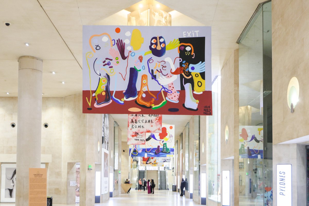 Royal_Group's tweet photo. L’artiste Chloé Kelly Miller présente son exposition « Sublimation » au Carrousel du Louvre. Une immersion unique du 14 mai au 17 juin 2024, invitant les visiteurs à ouvrir le dialogue et développer leur esprit. @Chloekellymillr #carrouseldulouvre #GalerieJoal #CarlaArigoni https://t.co/XnreyRda8Z