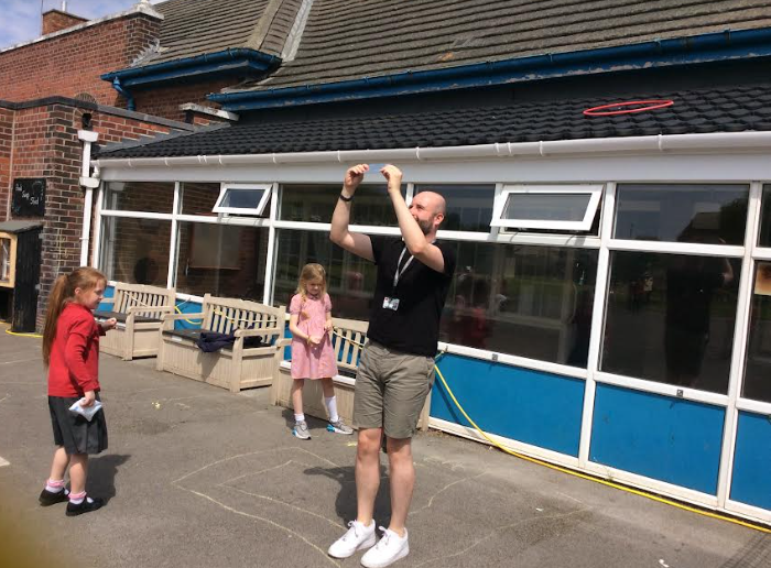 EastwayPrimary's tweet photo. Year 3 have been learning about reflection and how mirrors work. We have experimented with reflection by creating some 'fun-house selfies', 'mirror mazes' and 'reversal messages'. It was fun putting each other to the test! #EastwayScience https://t.co/gWjJEk3I8d
