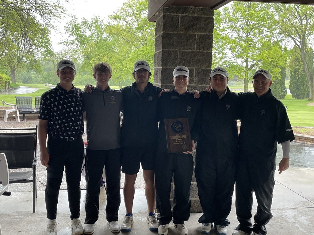 Congrats to the SFHS Boys Golf team on their Regional Championship yesterday (5/20) at Town and Country Golf Course. Also, congrats to medalist Jack Guentner who lead the field with a 73 yesterday.