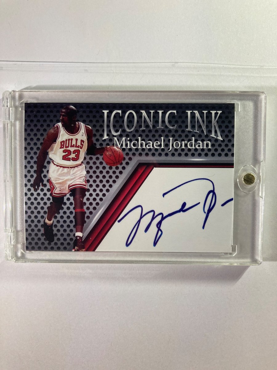 1218Sports's tweet image. 🎁Appreciation Day Giveaway🎁

Winner Announced Friday

🔥Michael Jordan Iconic Ink Auto Facsimile 

To enter
1. Follow
2. Retweet
3. Like