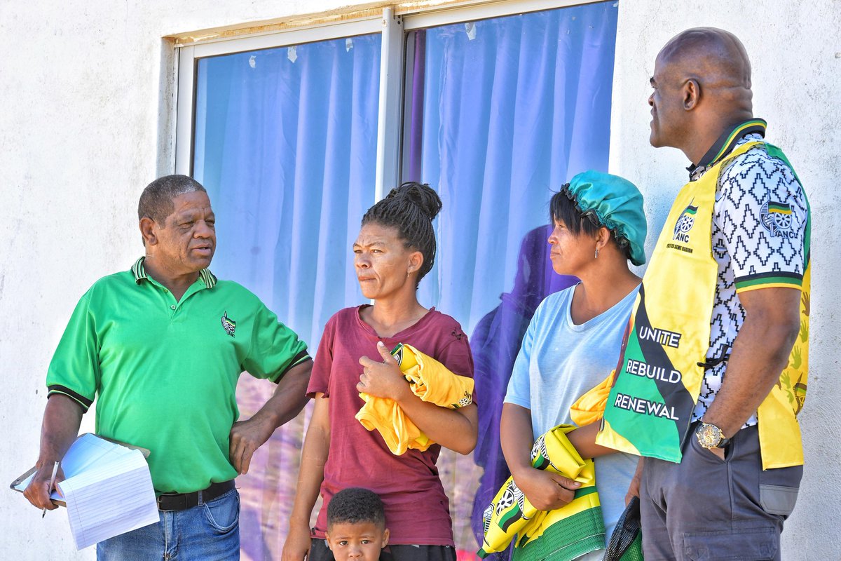 Door-to-Door in Concordia, voters are positively responding to our message🖤💚💛
#VOTEANC2024 
#LetsDoMoreTogether 
#VoteANC 
#NorthernCape