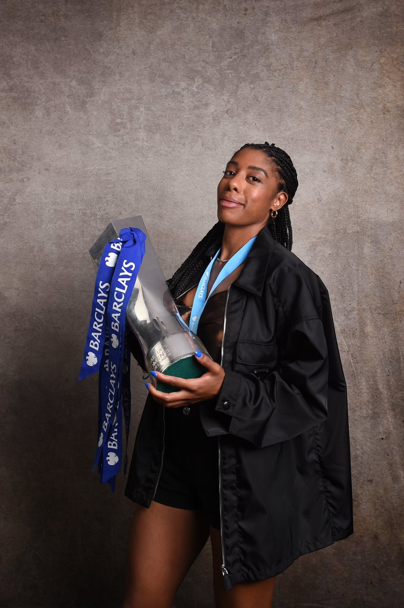 AshleyLawrence's tweet photo. 🏆👩🏾‍🦱💙 https://t.co/BWeF2ct6Cu