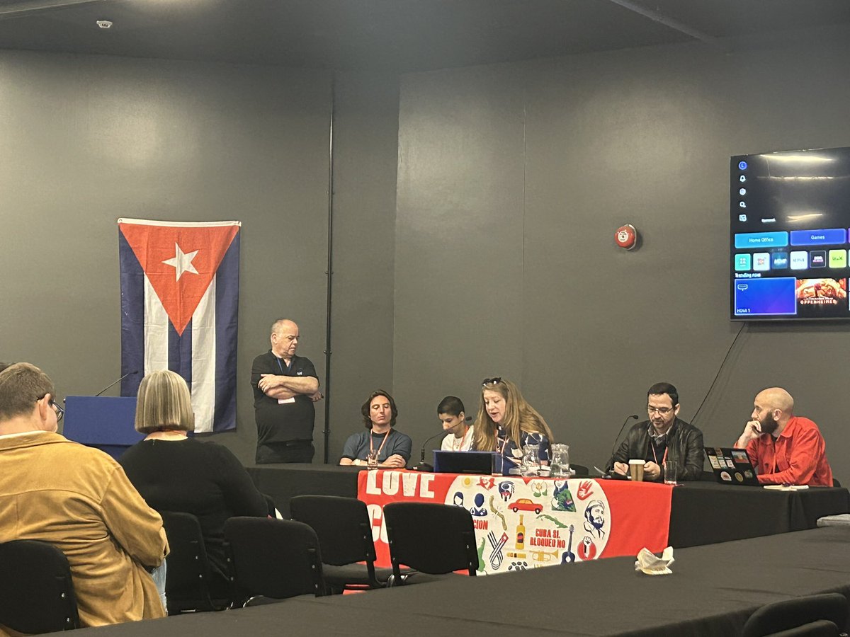 GFTU1's tweet photo. 😁Fantastic to be at @pcs_union #PCS24 for part of this week.
📌First up, inspirational @CubaSolidarity fringe with excellent reports from recent @PCSYMN #MayDay delegation
#GFTU #GFTU125 https://t.co/fHojAQcLOP