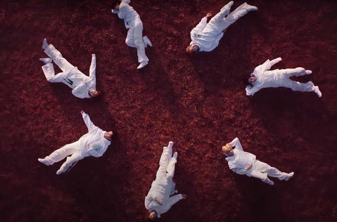 kchartsmaster's tweet photo. 1 year ago today, ENHYPEN released “Bite Me”. https://t.co/MwYOeKHGB1