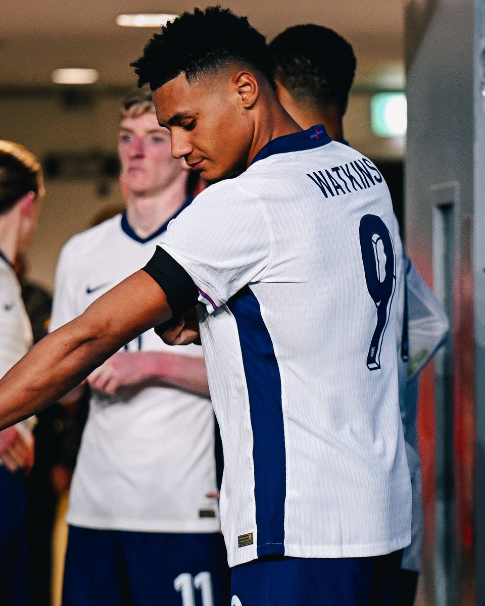 AstonVilla's tweet photo. Ollie Watkins and @EzriKonsa have been named in the #ThreeLions squad for their upcoming pre-EURO 2024 internationals. 🏴󠁧󠁢󠁥󠁮󠁧󠁿 https://t.co/tF0z90Roof