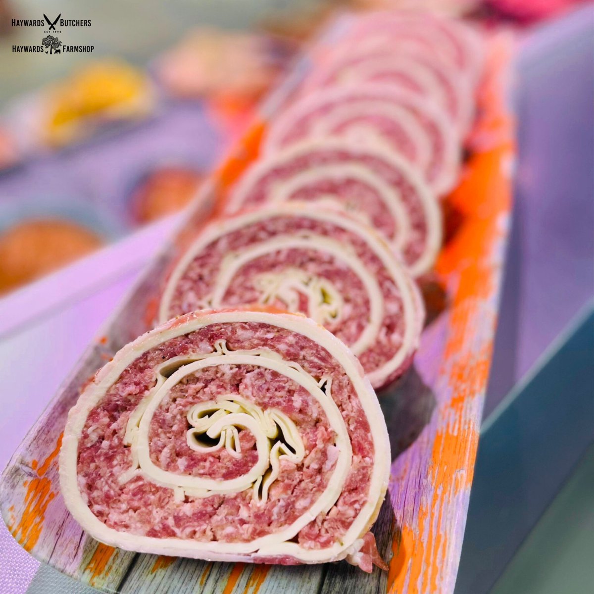 Get ready for a flavour explosion with our Cumberland Swirls! 🧀🥓 Indulge in the irresistible combination of Cumberland sausagemeat & mozzarella, all wrapped up in puff pastry & streaky bacon #CumberlandSwirls #FlavourExplosion #ButchersChoice #ShopLocal #Tonbridge #Haywards1990