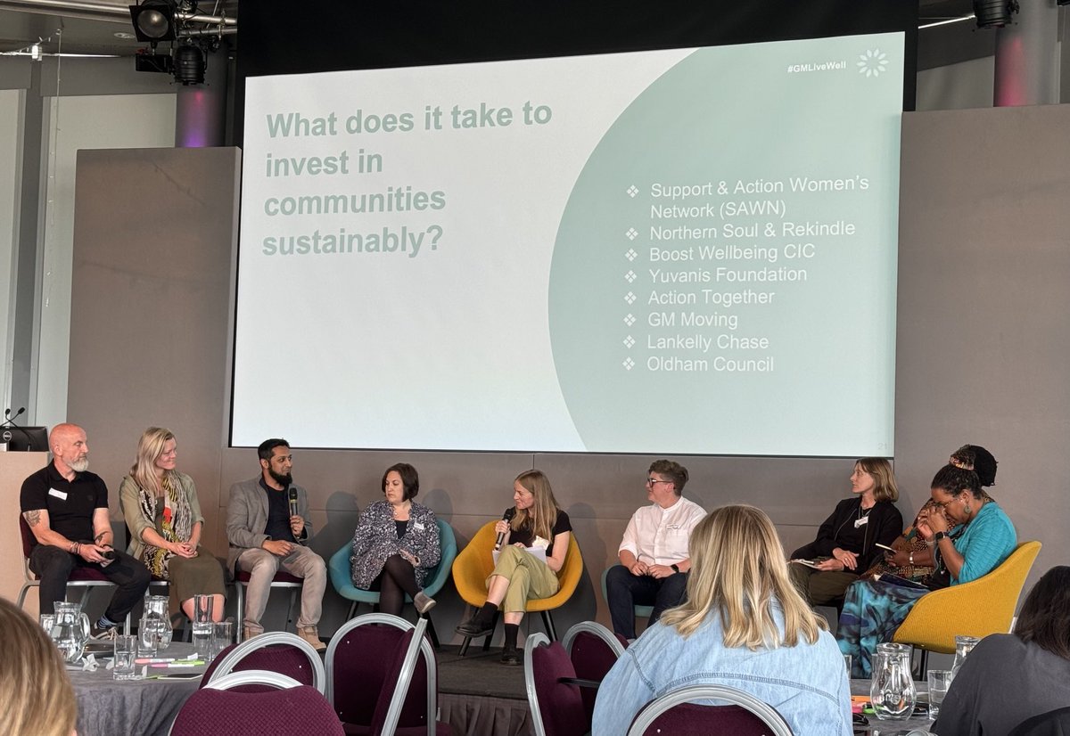 The wonderful ⁦<a href="/StephanieGamauf/">Stephanie Gamauf</a>⁩ ⁦<a href="/Innovation_Unit/">Innovation_Unit</a>⁩ doing a cracking job facilitating a panel on giving back money to communities 💫👏🏻 #GMLiveWell