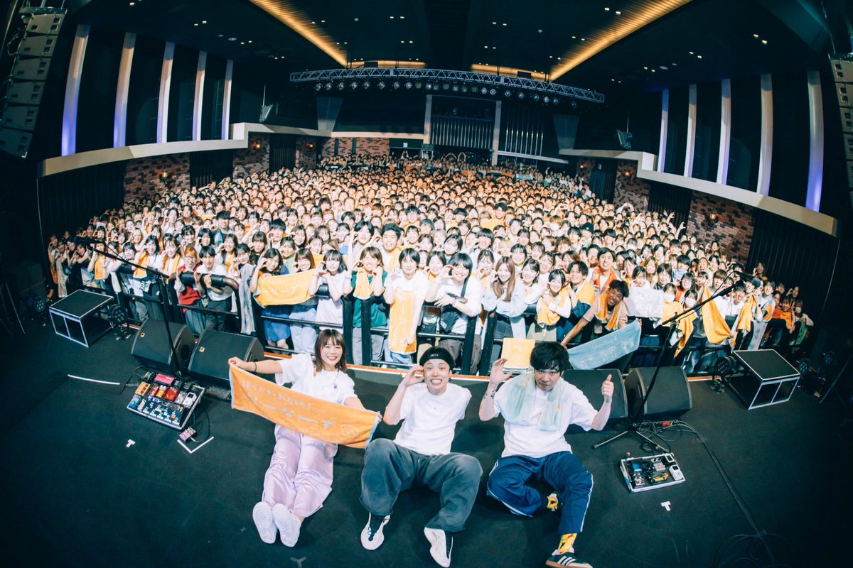 saucydog_offi's tweet photo. 「Saucy Dog FC限定オーナーズツアー2024」1日��� at BLUE LIVE HIROSHIMA

ありがとうございました！

all photo by 日吉"JP"純平(@junpeihiyoshi) https://t.co/NMcmrODVYZ
