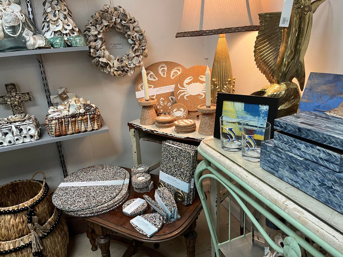 MARYLAND'S COAST BUSINESS SPOTLIGHT: British Rose

This home furnishing store in Berlin is full of hand-picked, unique, and trending items. Stop by during your visit! Learn more about this local business: choosemarylandscoast.org/business-secto…