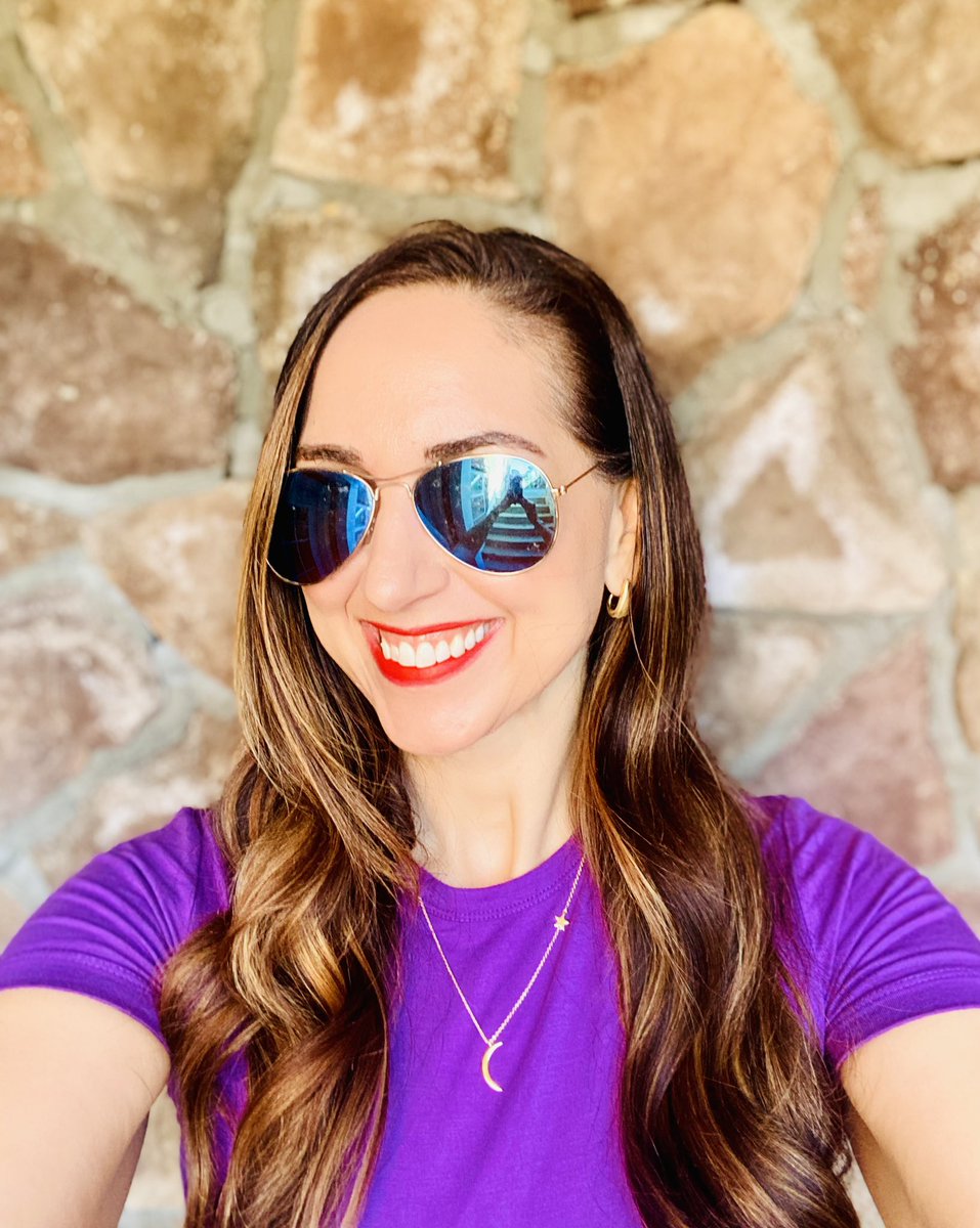 LauraLewMad11's tweet photo. Day #21 of #LupusAwarenessMonth
Today is the #LupusSummit. Iβm using virtual advocacy tools to email my representatives to advocate for access to care and medications for my patients with #lupus
#PutOnPurple #PowerOfPurple
ππ¦ππ¦π https://t.co/6nOOlsnADB