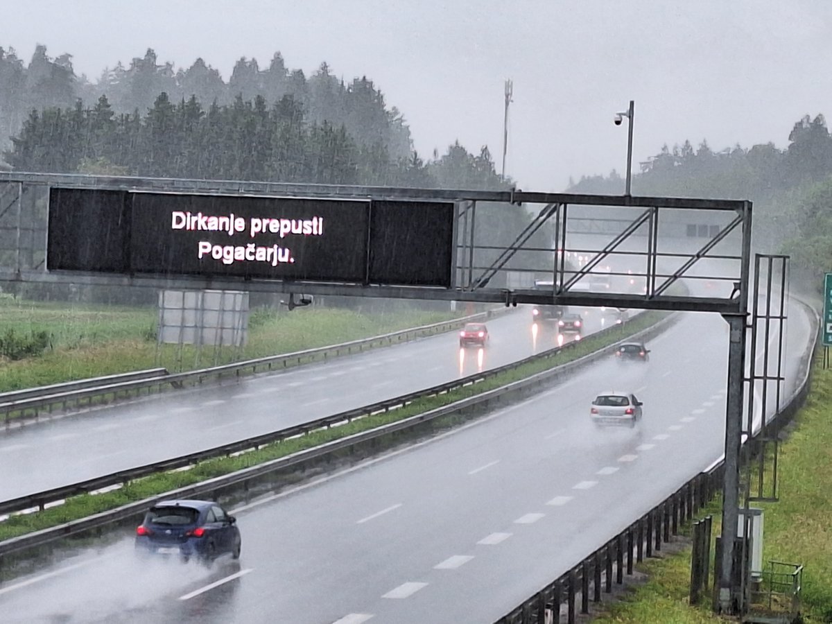 DARS (@dars_si) on Twitter photo 