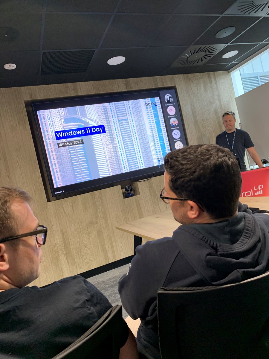 boxxe_UK's tweet photo. 📸 Some of boxxe partners at last week's Windows 11 day showcasing how their services can help smooth transitions to a more secure and UX-focused operating system.
Shoutout to our amazing partners @Microsoft, @ControlUp, @GetNerdio, @Camwood & @Liquitworkspace.
#MakingTechHuman https://t.co/11gt73LtlL