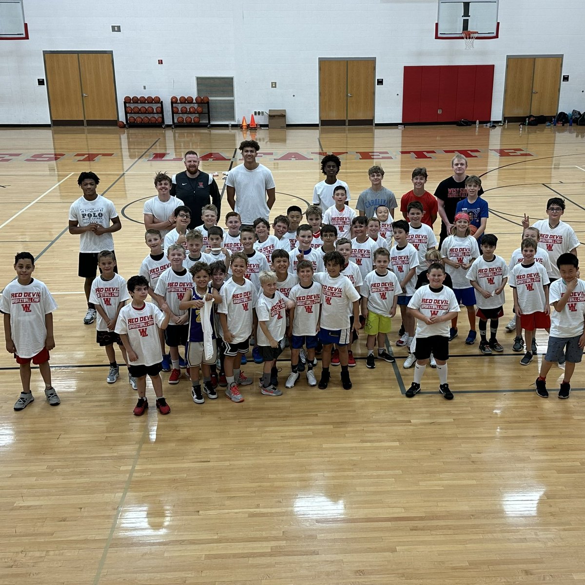 WL_Basketball's tweet photo. Youth camp is a week away! We will be hosting our annual youth camp for 2nd-7th graders May 28th - May 31st. Don’t miss out on the fun and get signed up at https://t.co/s4OybzZfBR today! #RDP @WL_AthleticsRDP https://t.co/TSQkagCU9u