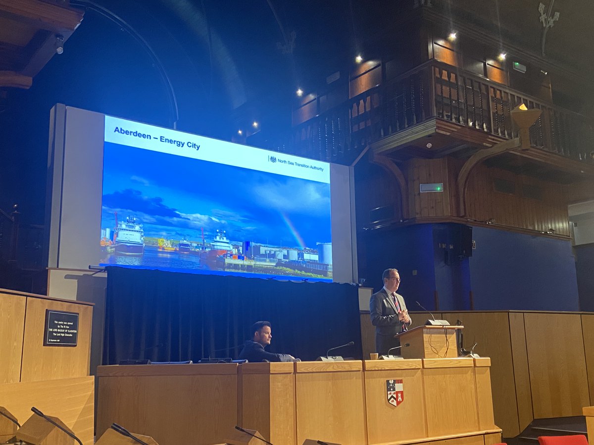 @StuartPayneNSTA gave the keynote at <a href="/UoABusSchool/">UoA Business School</a>'s Energy Industry in Transition Conference today. He spoke about Aberdeen’s status as an energy city and our role in the transition to #netzero. Read the speech here: tinyurl.com/ycy9xxnr 
#energytransition