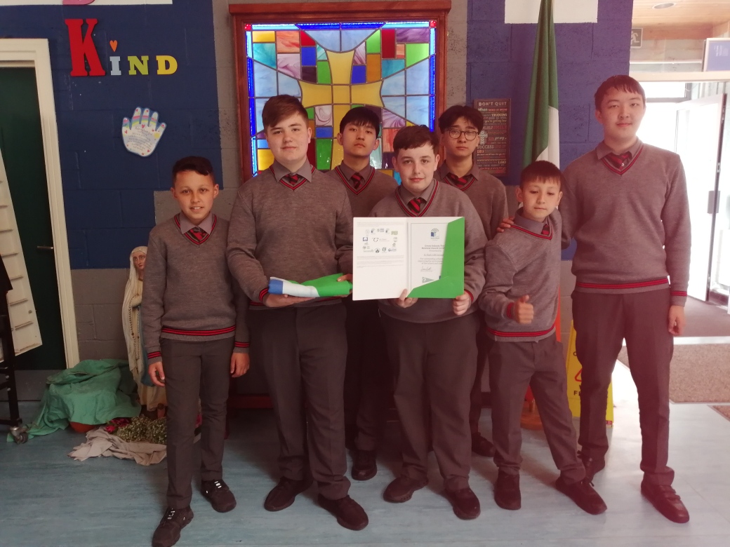 thebrunnerD7's tweet photo. Congratulations to our Green School Committee who were, again, awarded the Green Flag. which they presented to the school. We are so proud of their work. @ERSTIRELAND @GreenSchoolsIre https://t.co/pVZC9uJBqp