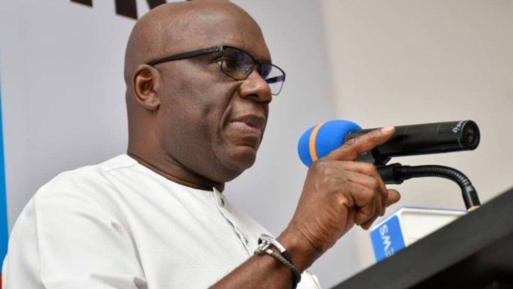 FCT, ABUJA MAY 21, 2024 PRESS STATEMENT ATIKU, OBI, UNITED BY MUTUAL DESPERATION A recent visit by the presidential candidate of the Labour Party (LP) in the 2023 presidential election, Peter Obi, to his Peoples Democratic Party (PDP) counterpart, Alhaji Atiku Abubakar, has