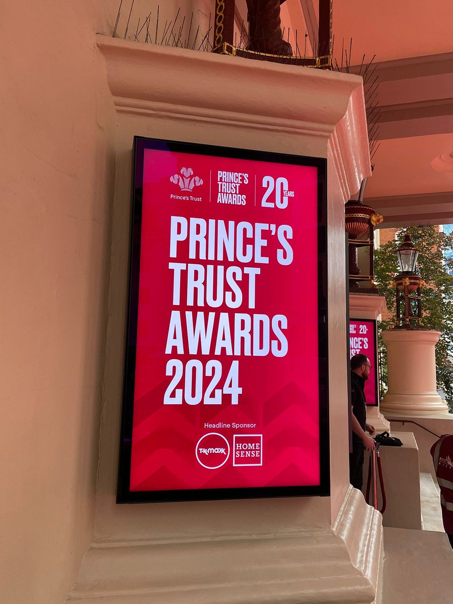 Today's the day! 🎉
We’ve arrived at @TheatreRoyalDL for The Prince's Trust and @TKMaxx_UK & @HomesenseUK Awards! ✨

Stay tuned to hear about our inspirational young people and volunteers as we celebrate the 20th year of The #PrincesTrustAwards! 👏