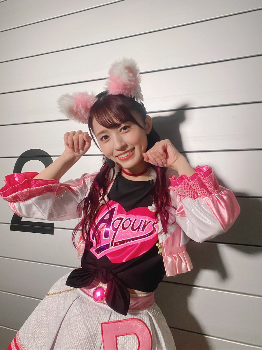 Rikako_Aida's tweet photo. コラボの話してるね🌸🐈
みんな聴いてくれて���？？

#異次元フェス
#アイラブ歌合戦
#idolmaster
#lovelive https://t.co/4qFkS0LwbU