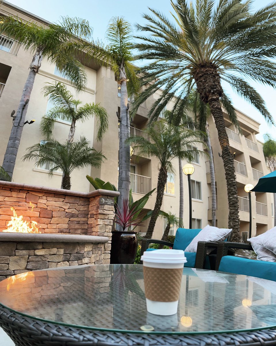 Today’s #HRCoffeeShot I brought to you by a cool San Diego morning. 

It’s still chilly to the locals. But for me, it’s perfect. 

Not a horrible place to start the day. 

#Coffee #TravelingHR #HRCommunity #HRShenanigans #SanDiego