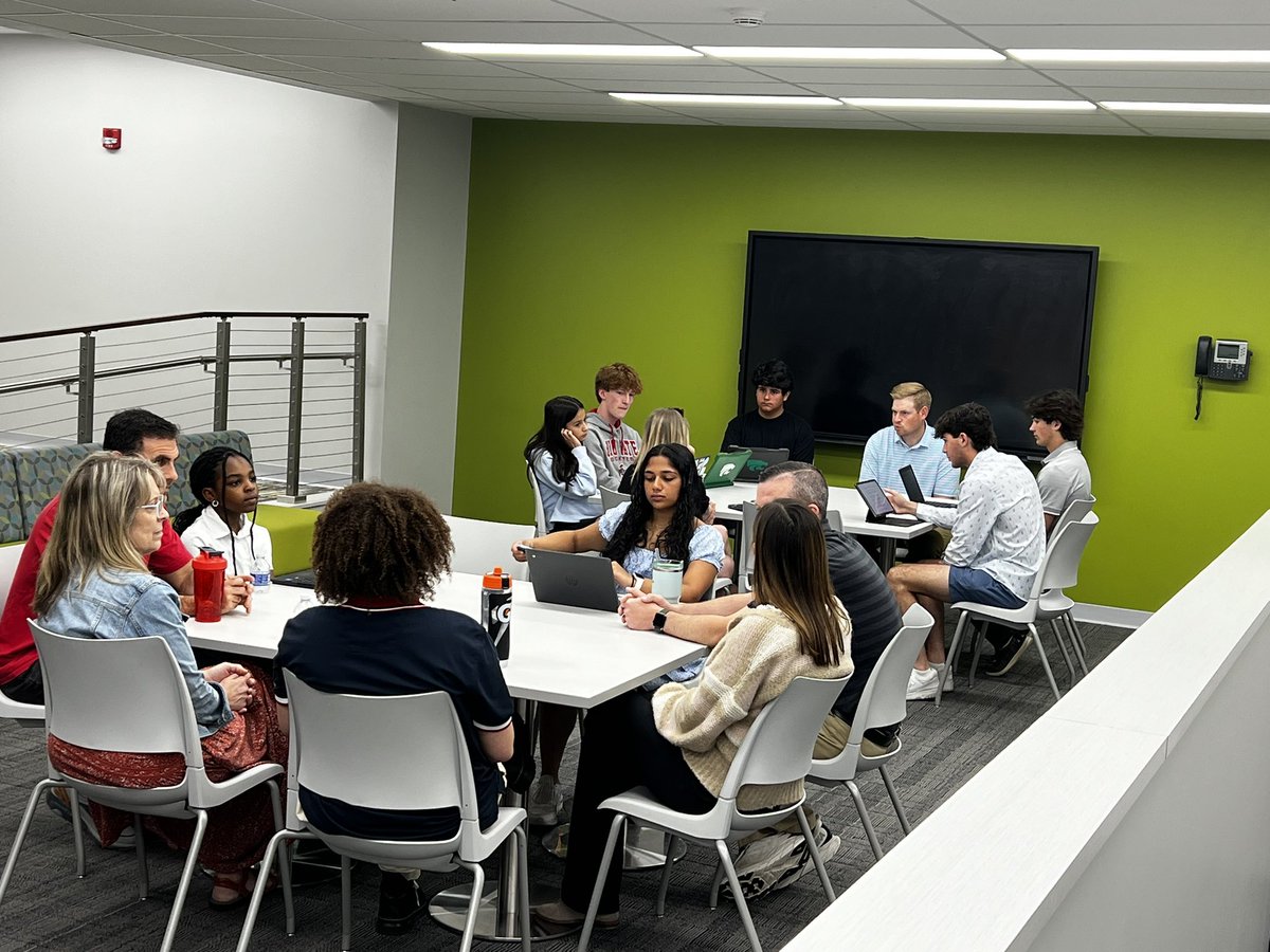 WildcatMHS's tweet photo. Mayfield 50-50 talks.  District staff and students discussing culture, academics, and innovation #MayfieldFamily https://t.co/aoJZpBR6lk