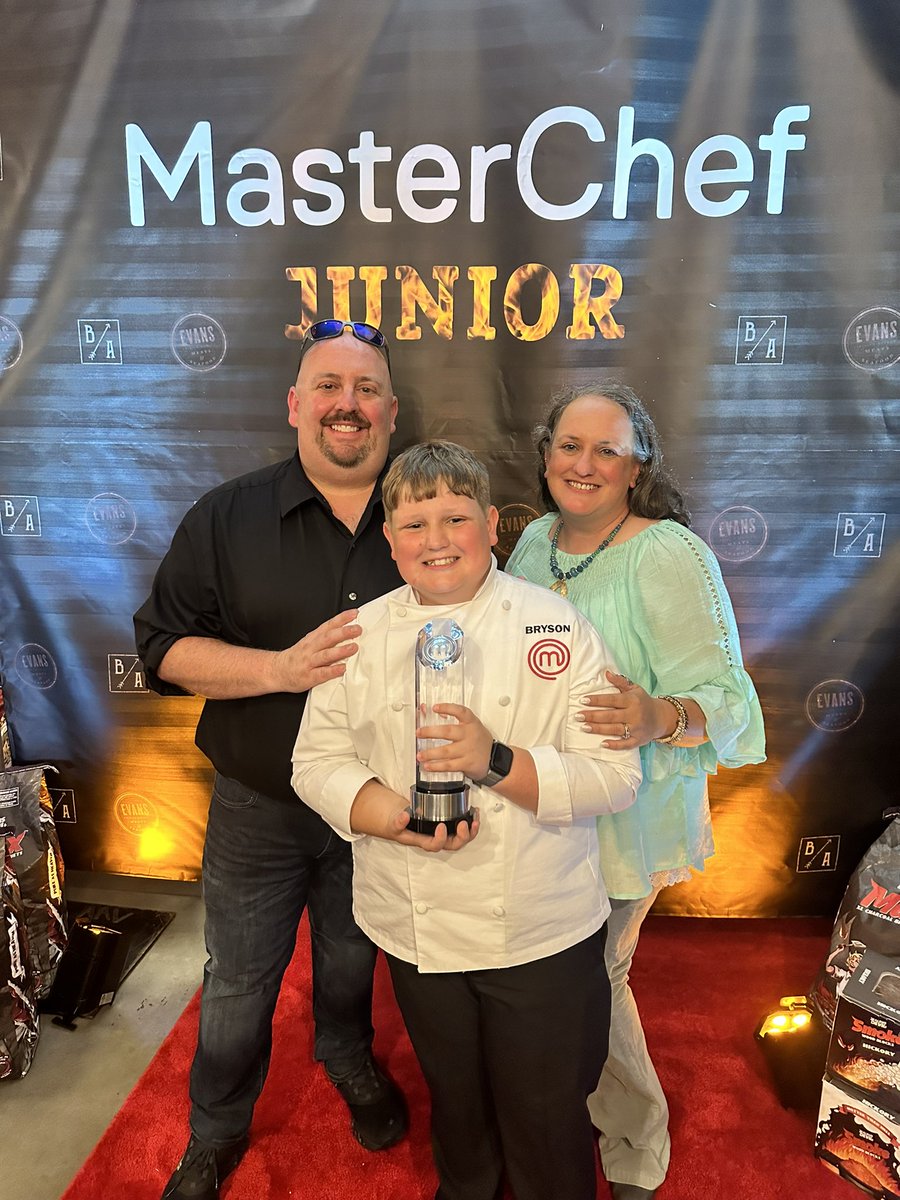 AuburnU's tweet image. Son of two #Auburn alumni Bryson McGlynn has been named this season’s #MasterchefJunior 👏👨‍🍳 

Congratulations &amp;amp; #WarEagle, Bryson!
