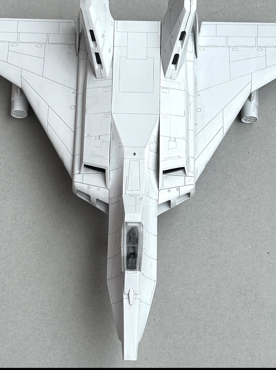 Saegusa61587590's tweet photo. フジミ製「マットアロー1号」
直組み

筋彫りが綺麗なので
グレーのスミ流しに留めて
パネルラインを際立たせる。 https://t.co/ECcTd6lvDU