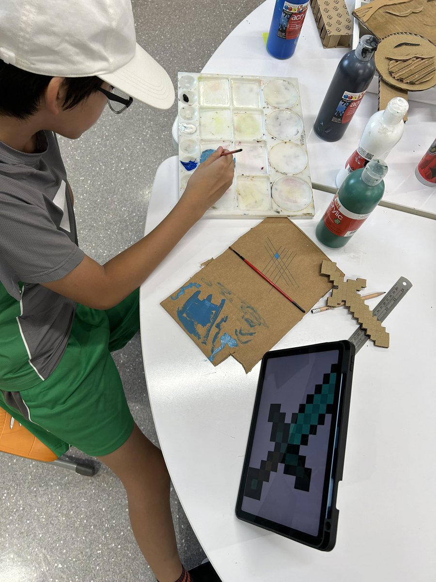 Love these creative art pieces. Next up- Cardboard games and wearables. Can’t wait!!!
 <a href="/versoschool/">VERSO International School</a>’s LL/ML Cardboard Magic ASA