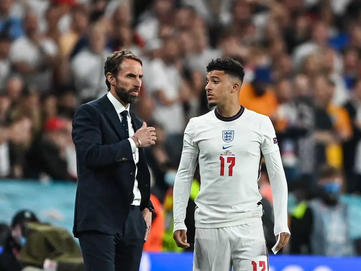 Leaving out Jadon Sancho from the England squad doesn't sit well with me. 

Sancho's style is unmatched; England needs him!
I can't spot anyone there with a playing style quite like Sancho's!

On top of that, he's in top form and could really boost England with his freshness.

🤷🏻