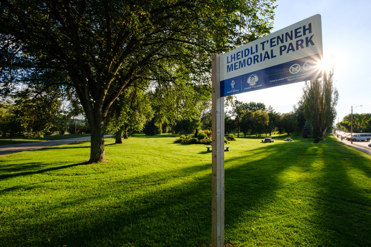 MoveUpPG's tweet image. Summer is just around the corner! Don't forget to sign up for yoga in the park! 🌞Stretch, breathe, and relax in a beautiful outdoor setting. We can't wait to see you there!