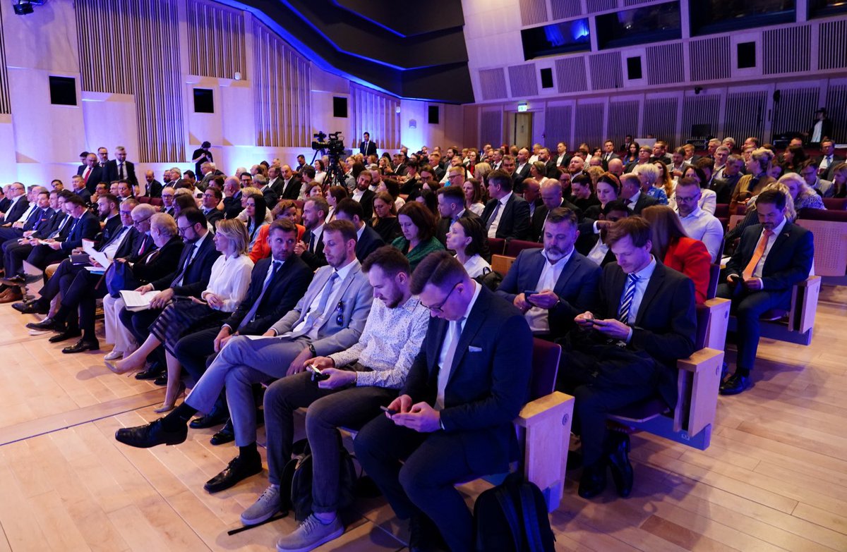 Franck Riester tweet media