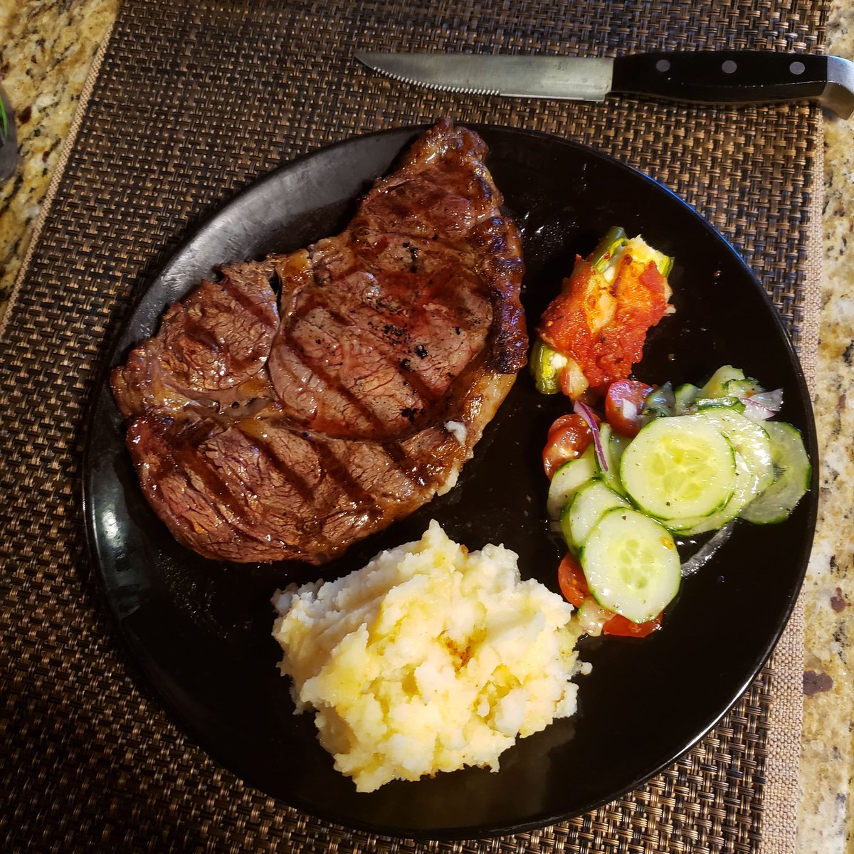 Allenbpayne's tweet photo. Yummy!!   😋😋 https://t.co/HsRisfAolw
