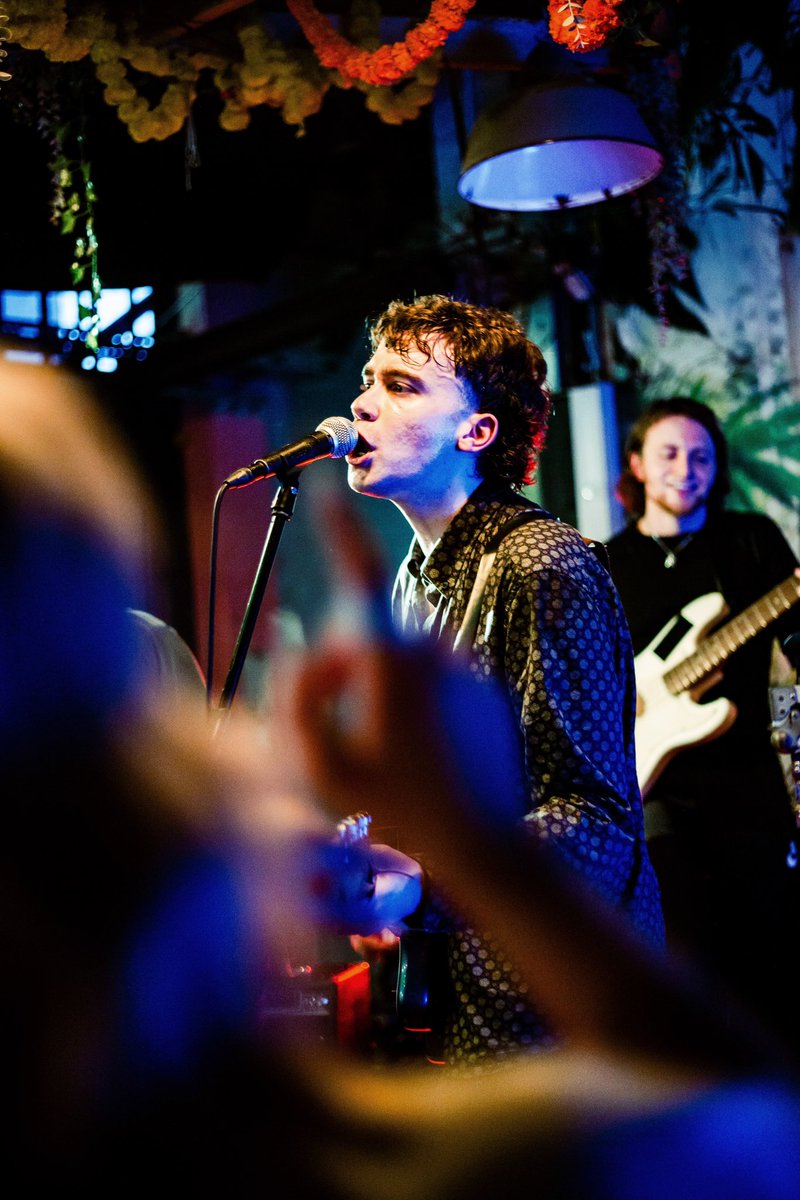 Caleb Francis (@calebfrancis_) on Twitter photo thank you everyone who came down to my first headline show at <a href="/sidneymatilda/">sidneyandmatilda</a> on Saturday!
Big thanks also to Harry Lyon for supporting and <a href="/Leadmill/">The Leadmill</a> for putting on the night🫡
📸: Lia Qin thank you everyone who came down to my first headline show at <a href="/sidneymatilda/">sidneyandmatilda</a> on Saturday!
Big thanks also to Harry Lyon for supporting and <a href="/Leadmill/">The Leadmill</a> for putting on the night🫡
📸: Lia Qin