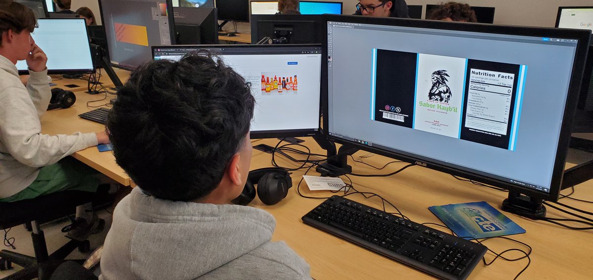 Jennifer Walker tweet media